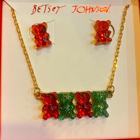 New Betsey Johnson Festive Gummy Bear Necklace & Stud Earrings Set - Picture 7 of 13